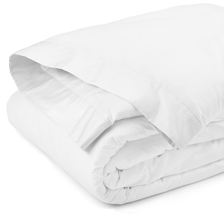 Resort 35 mm Bordered Quilt Cover white 400TC cotton sateen – close fold showing signature border detail