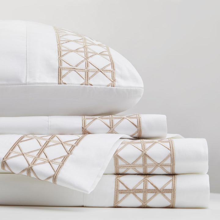 Rattan embroidered flat sheet set in fawn